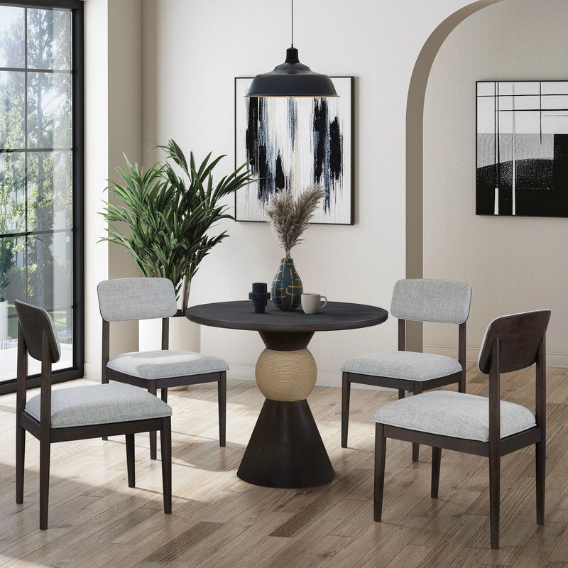 Briarcrest 5 Piece Round Table Set image