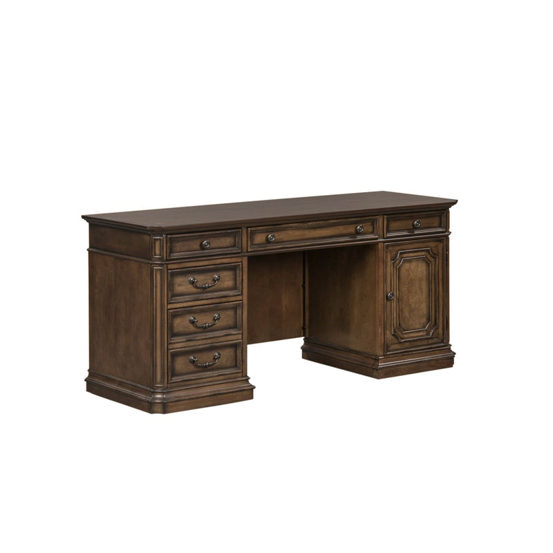 Amelia Credenza