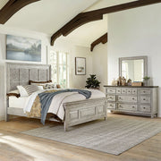 Heartland Opt Queen Panel Bed, Dresser & Mirror image