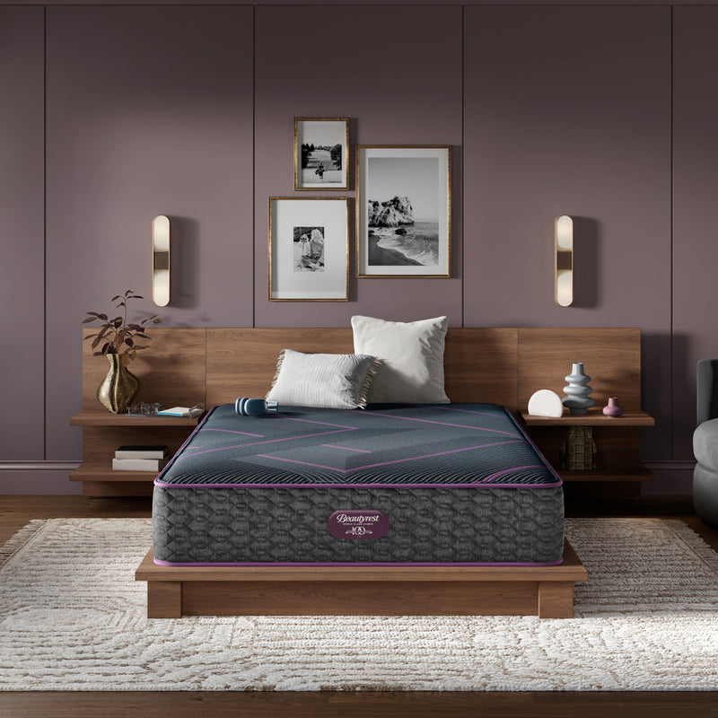 Beautyrest World Class Level Three Hybrid Firm Mattress